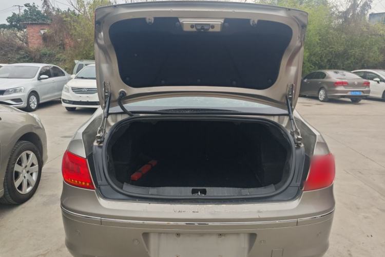 Used Peugeot 408 2013 2.0L Automatic Comfort Edition Trunk