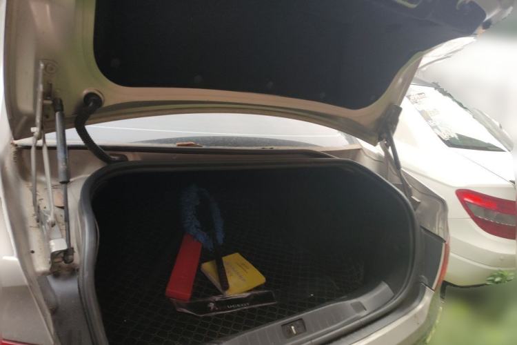 Used Peugeot 408 2013 1.6L Manual Comfort Edition Trunk