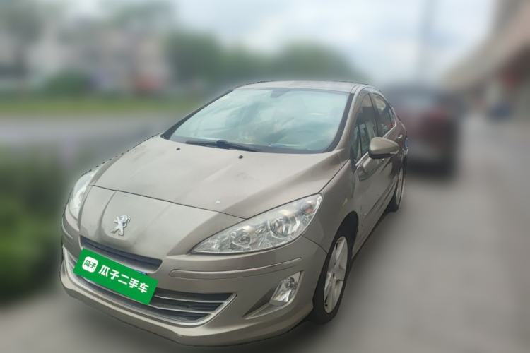 Used Peugeot 408 2013 2.0L Automatic Comfort Edition Guazi used car, China used car export, Used car for sale, Used cars, Cheapest cars for sale