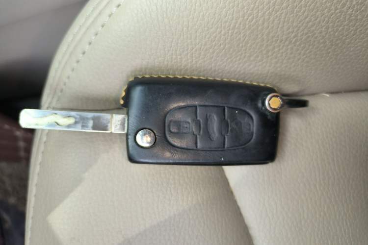 Used Peugeot 408 2013 2.0L Automatic Luxury Edition Vehicle Key