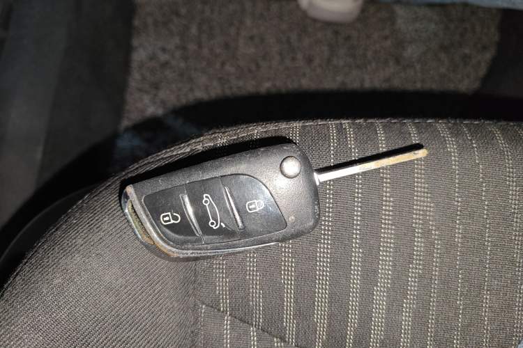 Used Peugeot 408 2013 2.0L Automatic Comfort Edition Vehicle Key