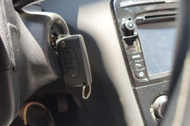 Used Peugeot 408 2013 1.6L Automatic Comfort Edition Vehicle Key