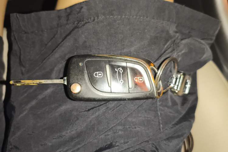 Used Peugeot 408 2013 1.6L Manual Comfort Edition Vehicle Key
