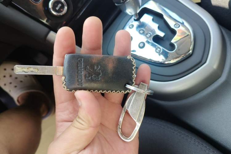 Used Peugeot 408 2013 2.0L Automatic Luxury Edition Vehicle Key
