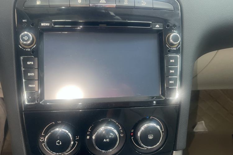 Used Peugeot 408 2013 2.0L Automatic Comfort Edition Audio And AC Panel