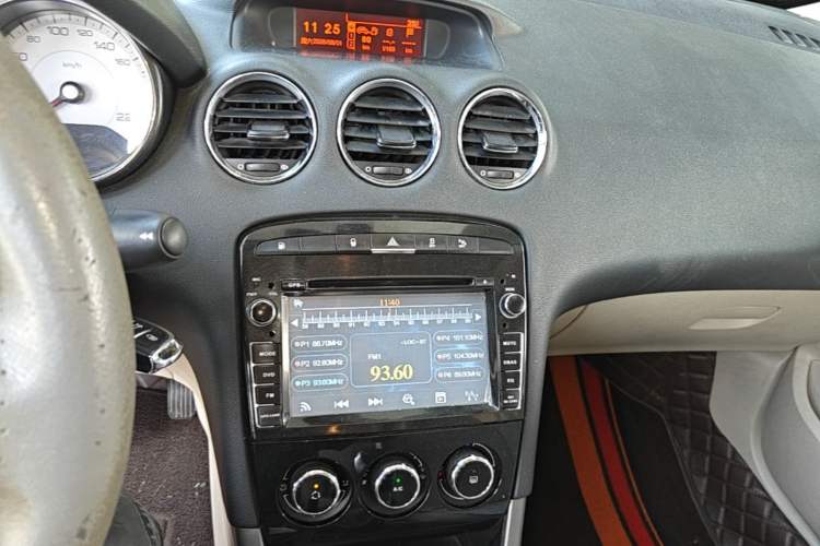 Used Peugeot 408 2013 1.6L Manual Comfort Edition Audio And AC Panel