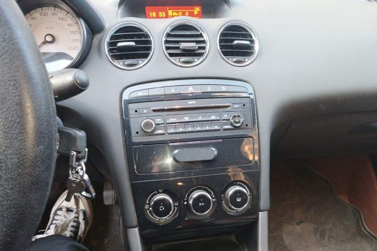 Used Peugeot 408 2013 2.0L Manual Comfort Edition Audio And AC Panel