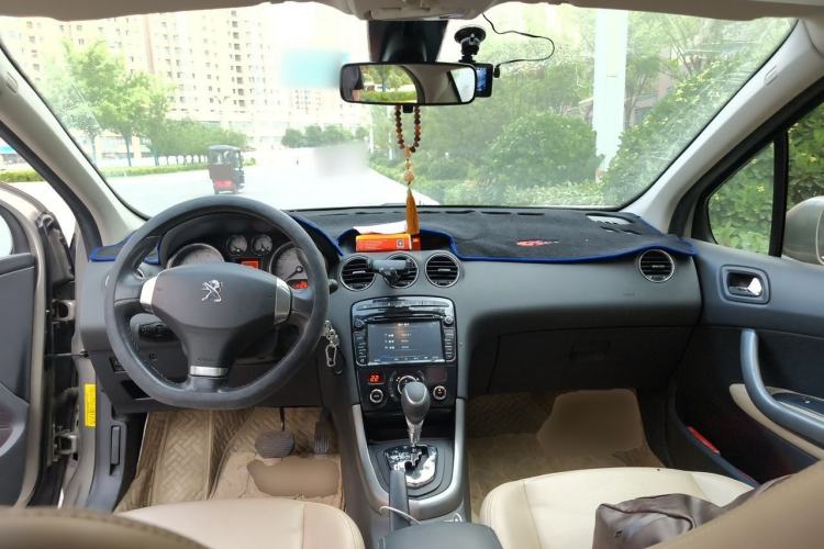 Used Peugeot 408 2013 2.0L Connected Car Luxury Edition Center Console