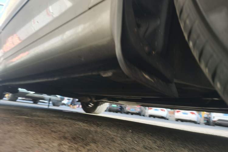 Used Peugeot 408 2013 1.6L Manual Comfort Edition Chassis Front Right