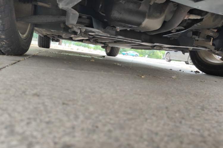 Used Peugeot 408 2013 1.6L Manual Comfort Edition Chassis Front Right