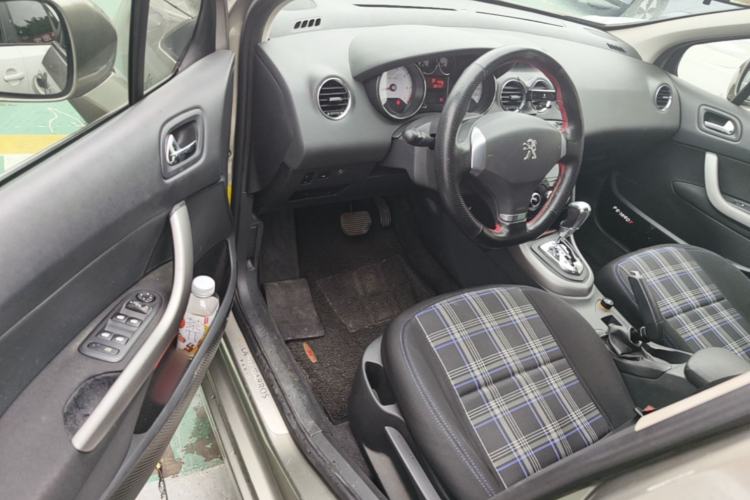 Used Peugeot 408 2013 2.0L Automatic Comfort Edition Driver Seat