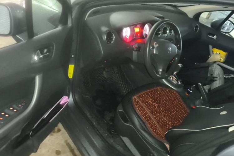 Used Peugeot 408 2013 2.0L Automatic Comfort Edition Driver Seat