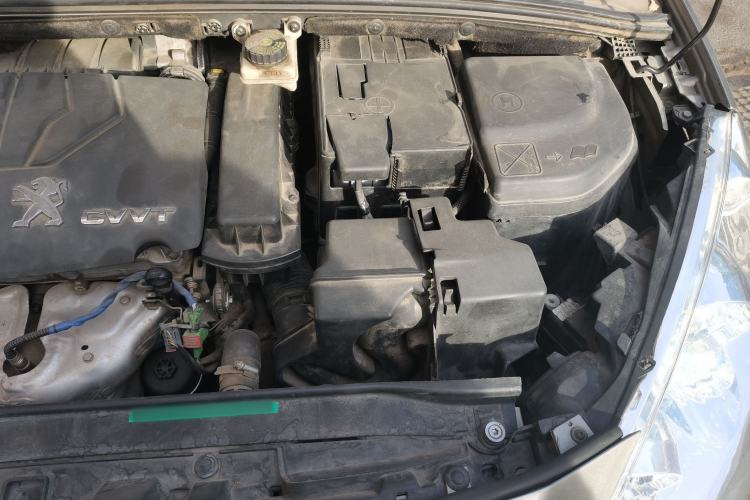 Used Peugeot 408 2013 1.6L Manual Comfort Edition Engine Bay Left