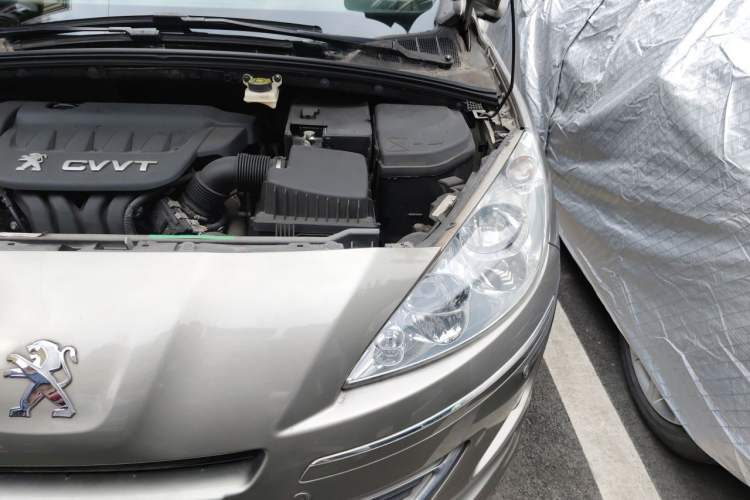 Used Peugeot 408 2013 2.0L Automatic Comfort Edition Engine Bay Left