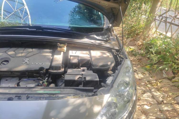 Used Peugeot 408 2013 1.6L Automatic Comfort Edition Engine Bay Left