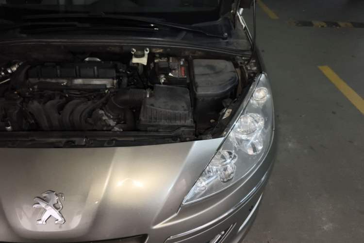 Used Peugeot 408 2013 2.0L Automatic Comfort Edition Engine Bay Left