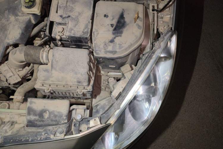 Used Peugeot 408 2013 2.0L Manual Comfort Edition Engine Bay Left