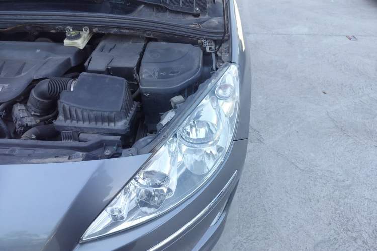 Used Peugeot 408 2013 2.0L Automatic Comfort Edition Engine Bay Left