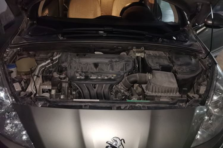 Used Peugeot 408 2013 2.0L Automatic Comfort Edition Engine Bay
