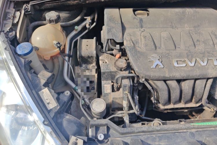 Used Peugeot 408 2013 2.0L Automatic Comfort Edition Engine Bay Right