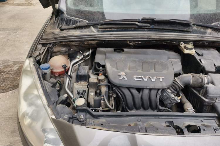 Used Peugeot 408 2013 2.0L Manual Comfort Edition Engine Bay Right