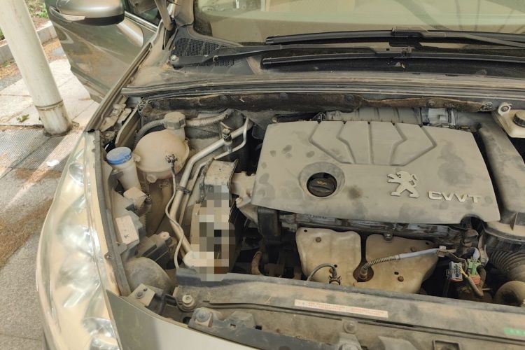 Used Peugeot 408 2013 1.6L Manual Comfort Edition Engine Bay Right