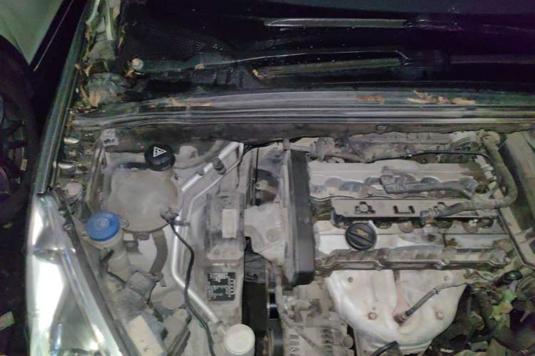 Used Peugeot 408 2013 1.6L Manual Comfort Edition Engine Bay Right
