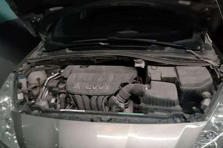 Used Peugeot 408 2013 2.0L Automatic Comfort Edition Engine Bay