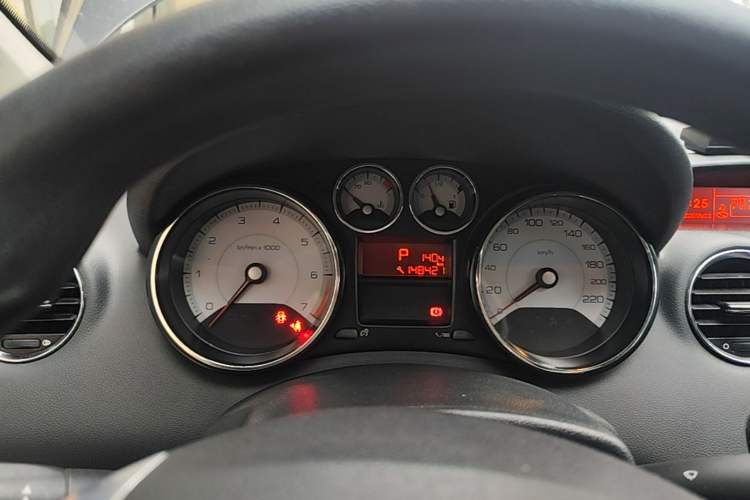 Used Peugeot 408 2013 2.0L Automatic Comfort Edition Instrument Cluster