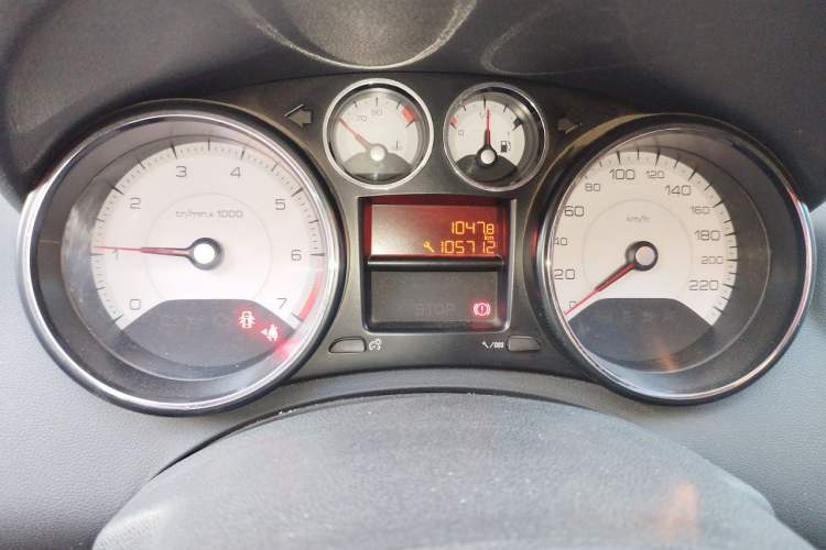 Used Peugeot 408 2013 2.0L Manual Comfort Edition Instrument Cluster