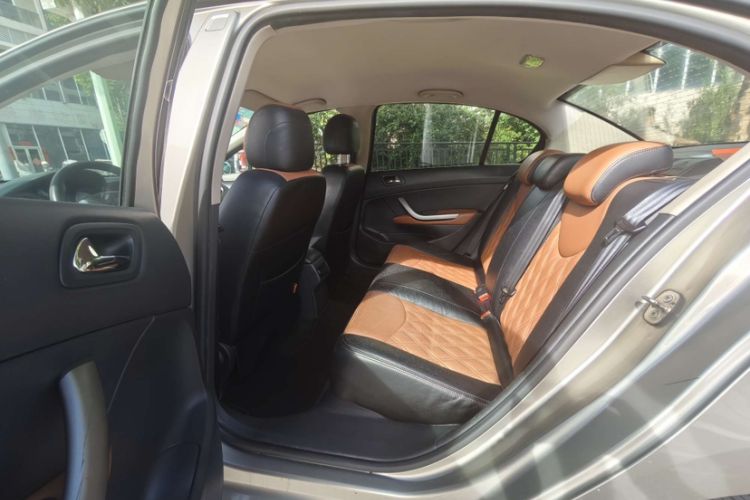 Used Peugeot 408 2013 2.0L Automatic Comfort Edition Interior 1