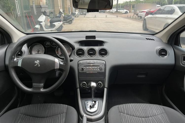 Used Peugeot 408 2013 2.0L Automatic Comfort Edition Interior 2