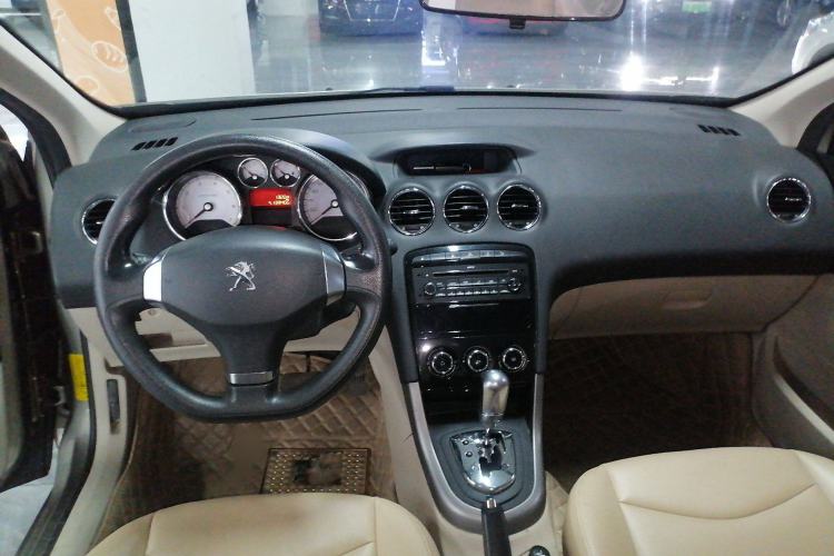 Used Peugeot 408 2013 2.0L Automatic Comfort Edition Interior 3