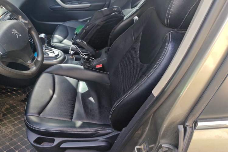 Used Peugeot 408 2013 2.0L Automatic Comfort Edition Left Front Seat