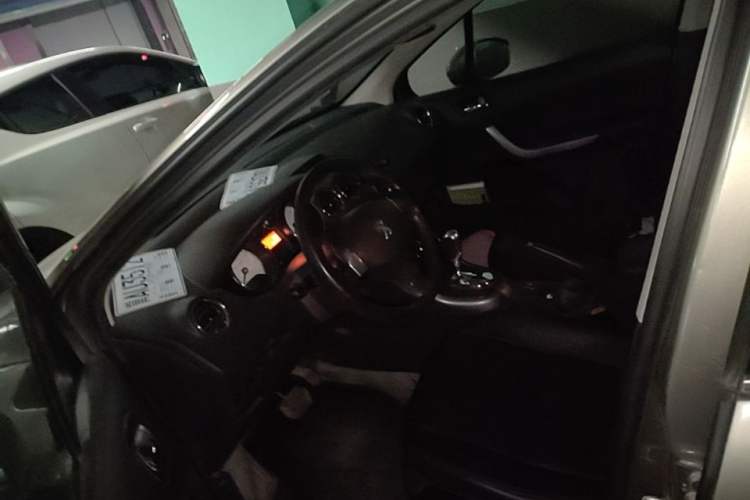 Used Peugeot 408 2013 2.0L Automatic Comfort Edition Left Front Seat