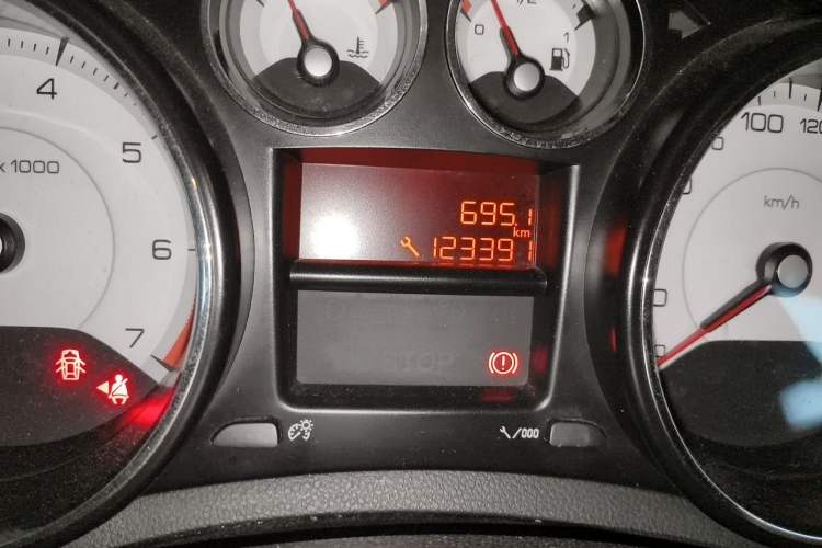 Used Peugeot 408 2013 2.0L Manual Comfort Edition Odometer Close Up