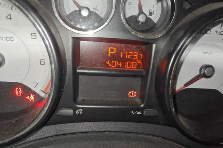 Used Peugeot 408 2013 2.0L Automatic Comfort Edition Odometer Close Up