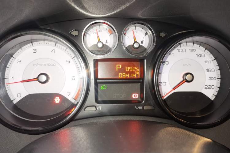 Used Peugeot 408 2013 2.0L Automatic Comfort Edition Odometer Close Up