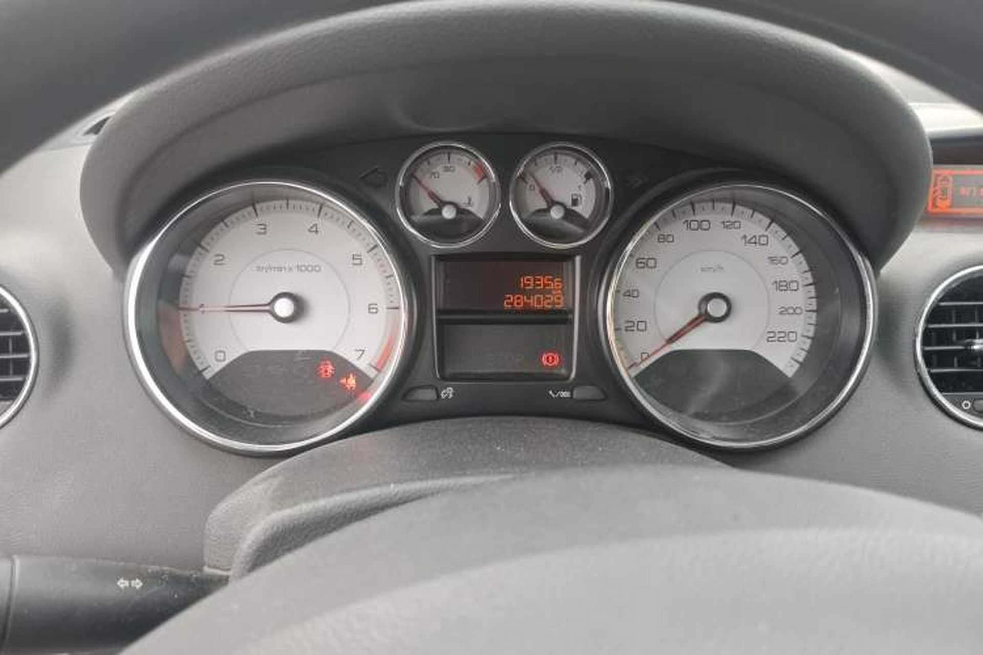 Used Peugeot 408 2013 2.0L Manual Comfort Edition Odometer Close Up