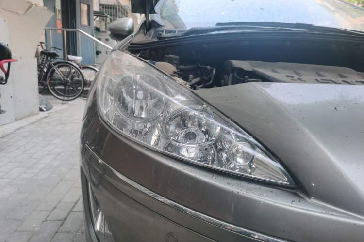 Used Peugeot 408 2013 2.0L Automatic Comfort Edition Right Front Headlight