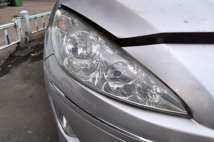 Used Peugeot 408 2013 1.6L Automatic Comfort Edition Right Front Headlight