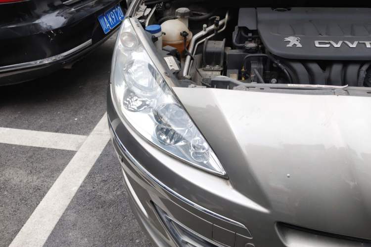 Used Peugeot 408 2013 2.0L Automatic Comfort Edition Right Front Headlight
