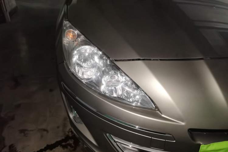 Used Peugeot 408 2013 2.0L Automatic Comfort Edition Right Front Headlight