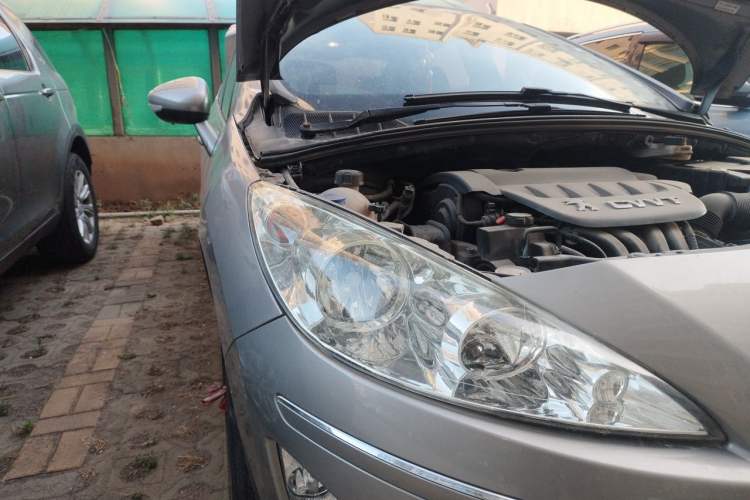 Used Peugeot 408 2013 2.0L Manual Comfort Edition Right Front Headlight