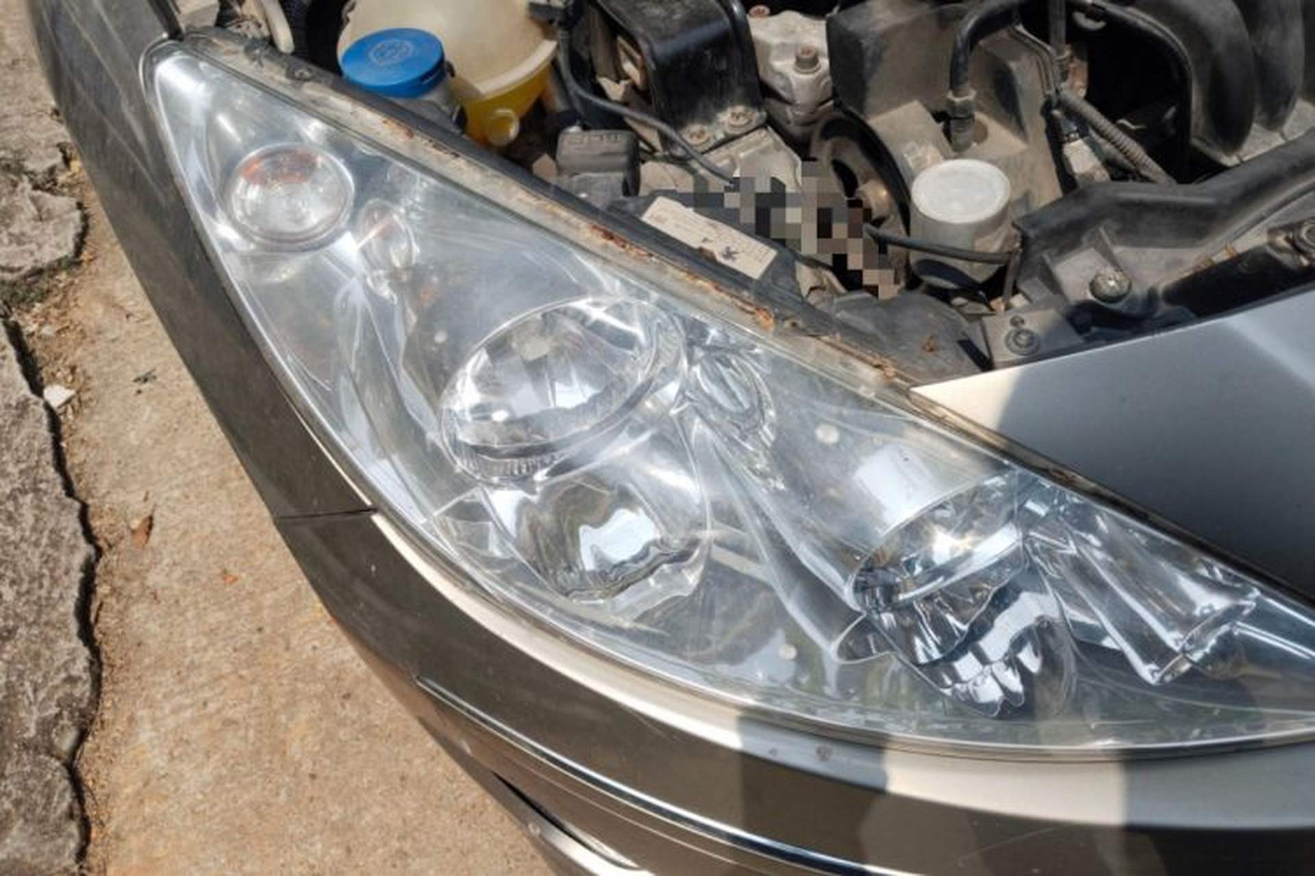 Used Peugeot 408 2013 2.0L Automatic Comfort Edition Right Front Headlight