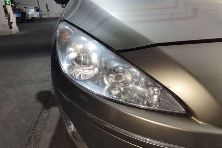 Used Peugeot 408 2013 2.0L Automatic Comfort Edition Right Front Headlight