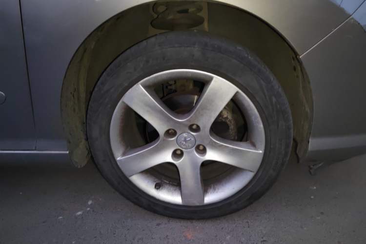 Used Peugeot 408 2013 2.0L Manual Comfort Edition Right Front Wheel Hub