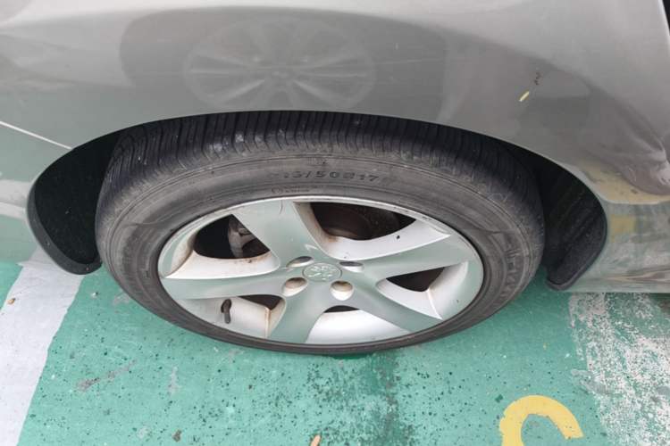 Used Peugeot 408 2013 2.0L Automatic Comfort Edition Right Rear Wheel Hub
