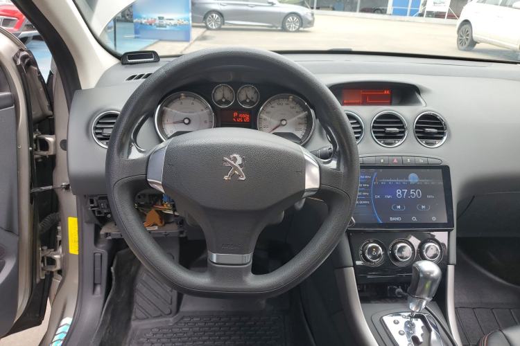 Used Peugeot 408 2013 2.0L Automatic Comfort Edition Steering Wheel