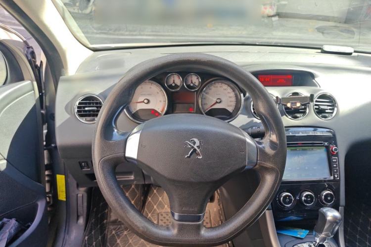 Used Peugeot 408 2013 2.0L Automatic Comfort Edition Steering Wheel